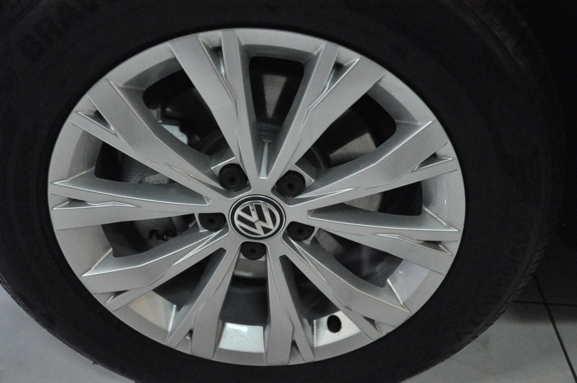 VW Tiguan 1.4TSI ACT Trendline 4Motion DSG-image-8