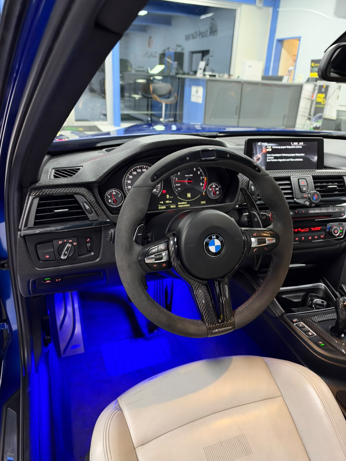 BMW M3 Drivelogic-image-16