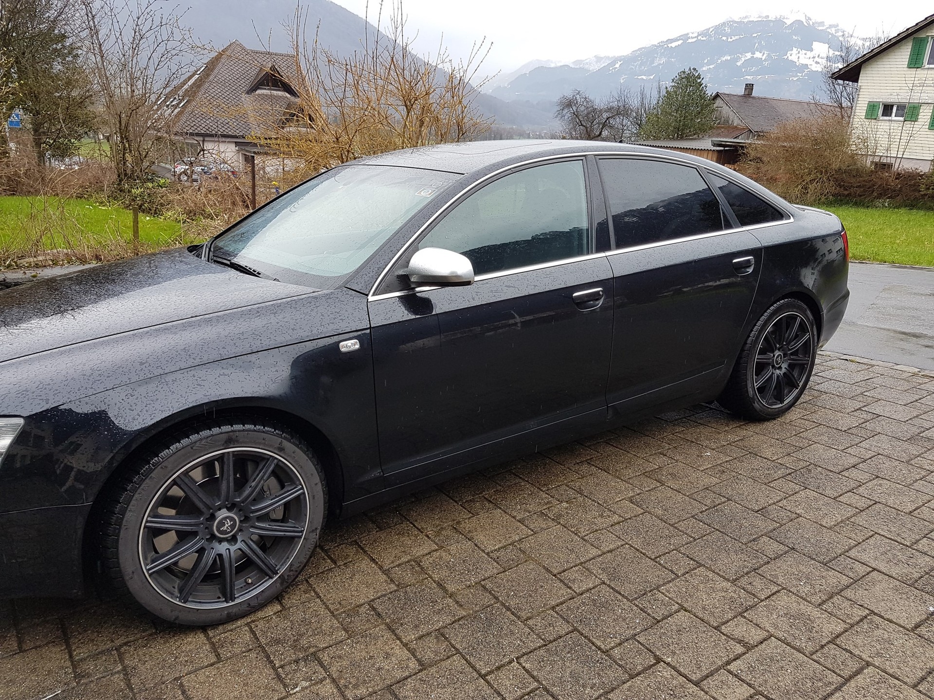 AUDI S6 5.2 V10 quattro tiptronic-image-4