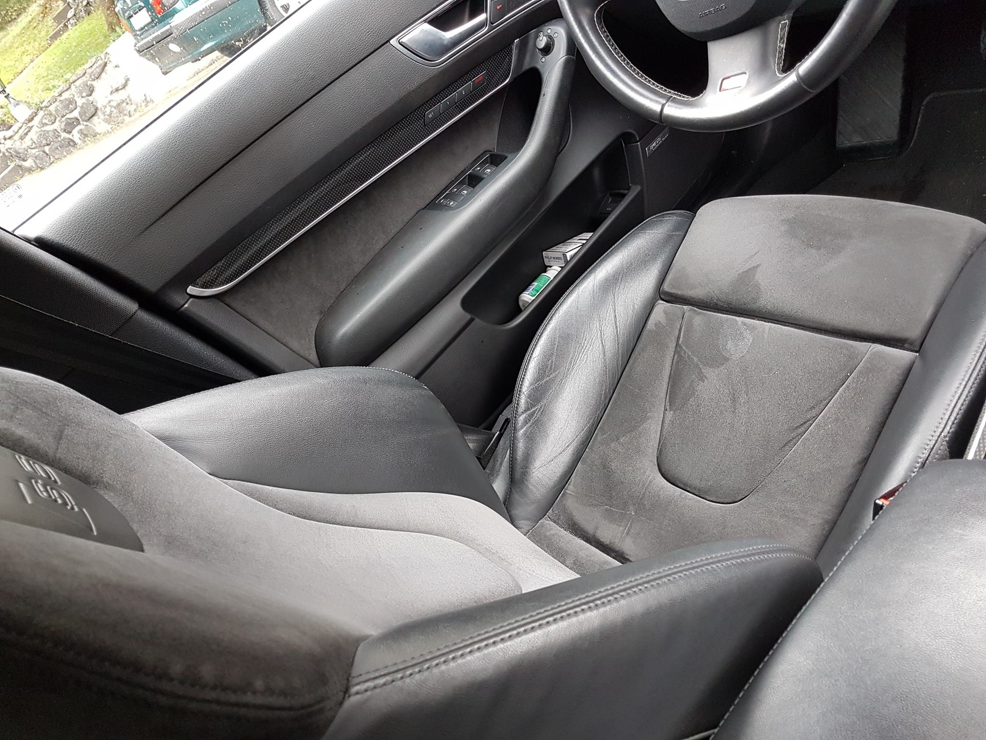 AUDI S6 5.2 V10 quattro tiptronic-image-6