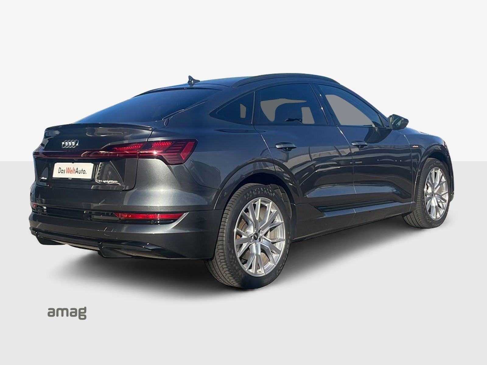 AUDI e-tron 55 Sportback S Line quattro-image-4