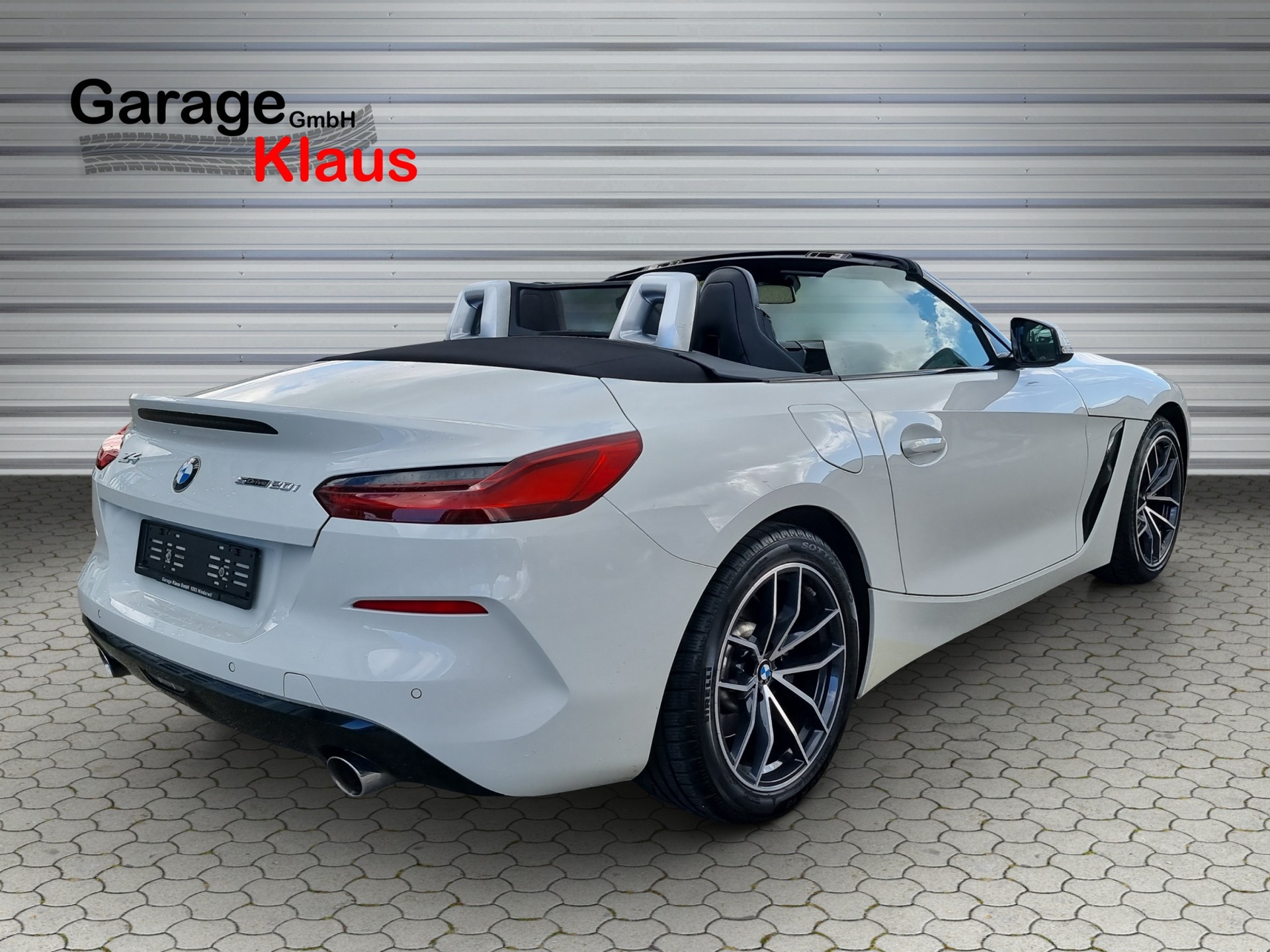 BMW Z4 sDrive 20i Sport Line-image-5