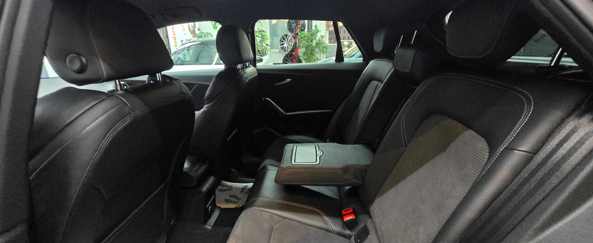 AUDI Q2 35 TFSI Sport S-Line S-tronic-image-9