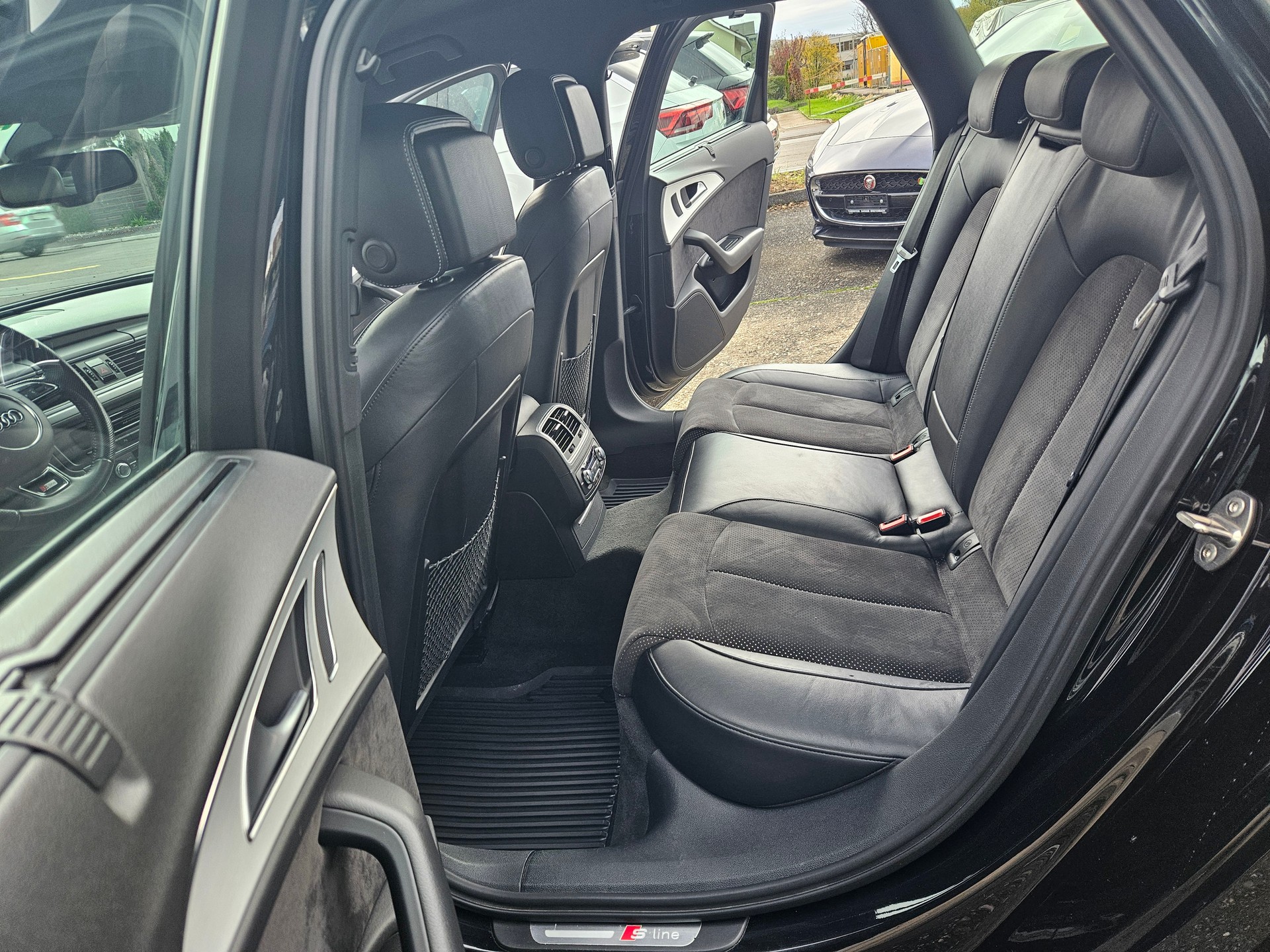 AUDI A6 Avant 2.0 TFSI multitronic S-Line Innen & Aussen-image-8