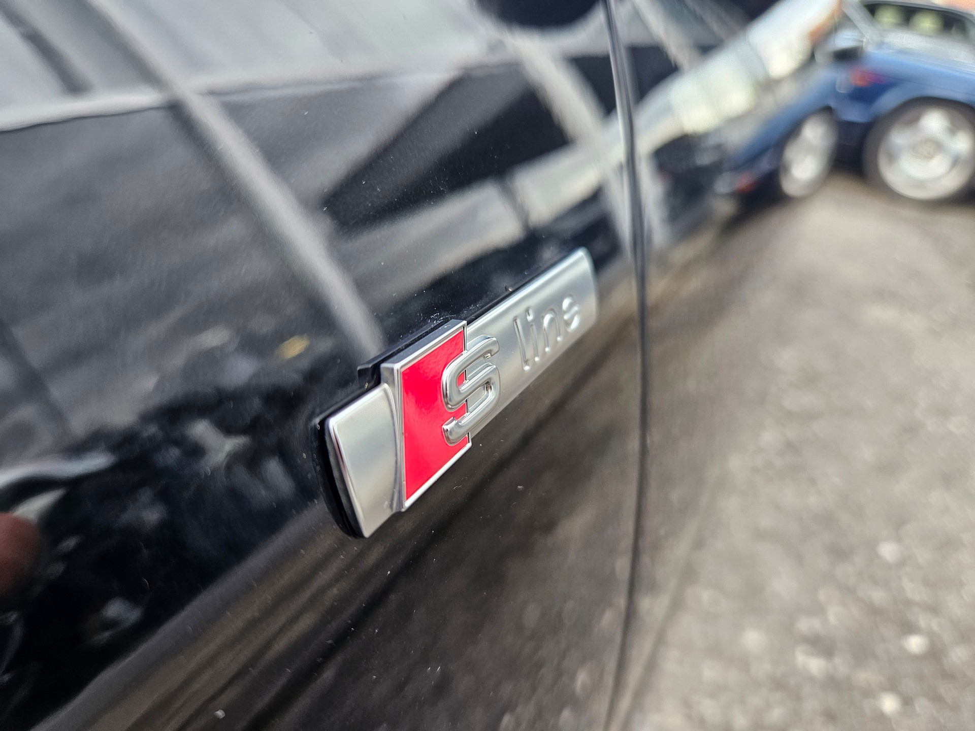 AUDI A6 Avant 2.0 TFSI multitronic S-Line Innen & Aussen-image-26