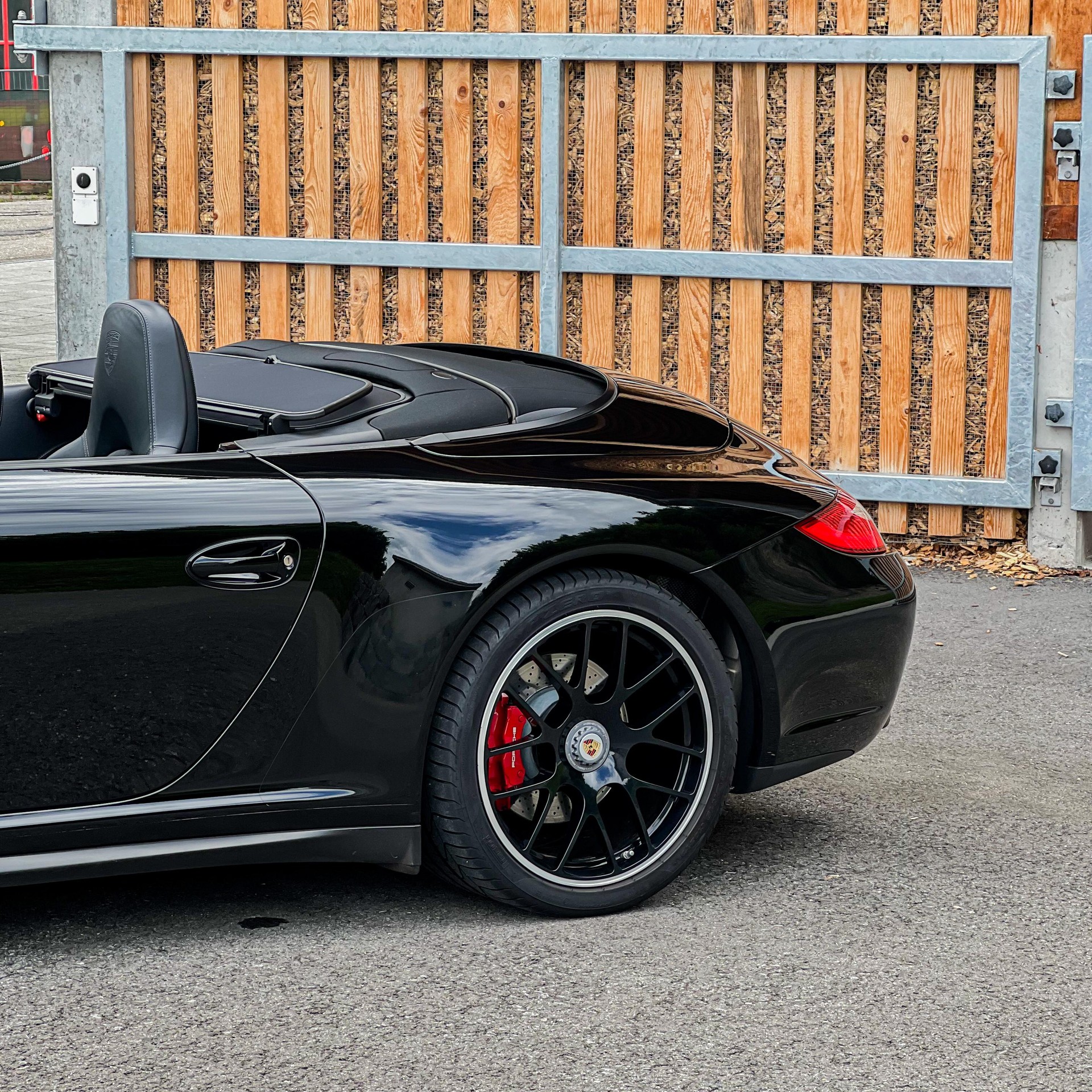 PORSCHE 911 Cabrio Carrera 4 GTS PDK-image-3