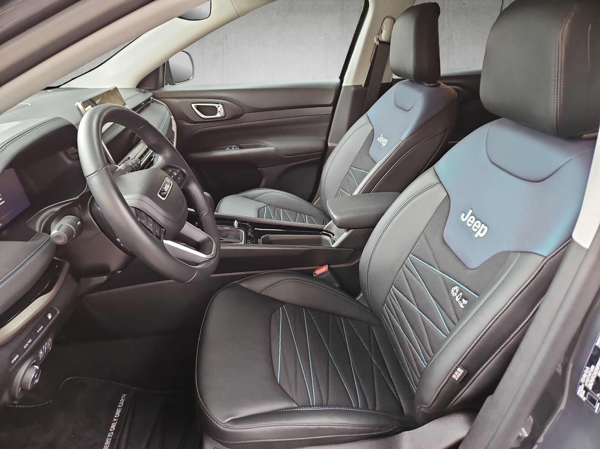 JEEP Compass 1.3 PHEV Upland AWD-image-8