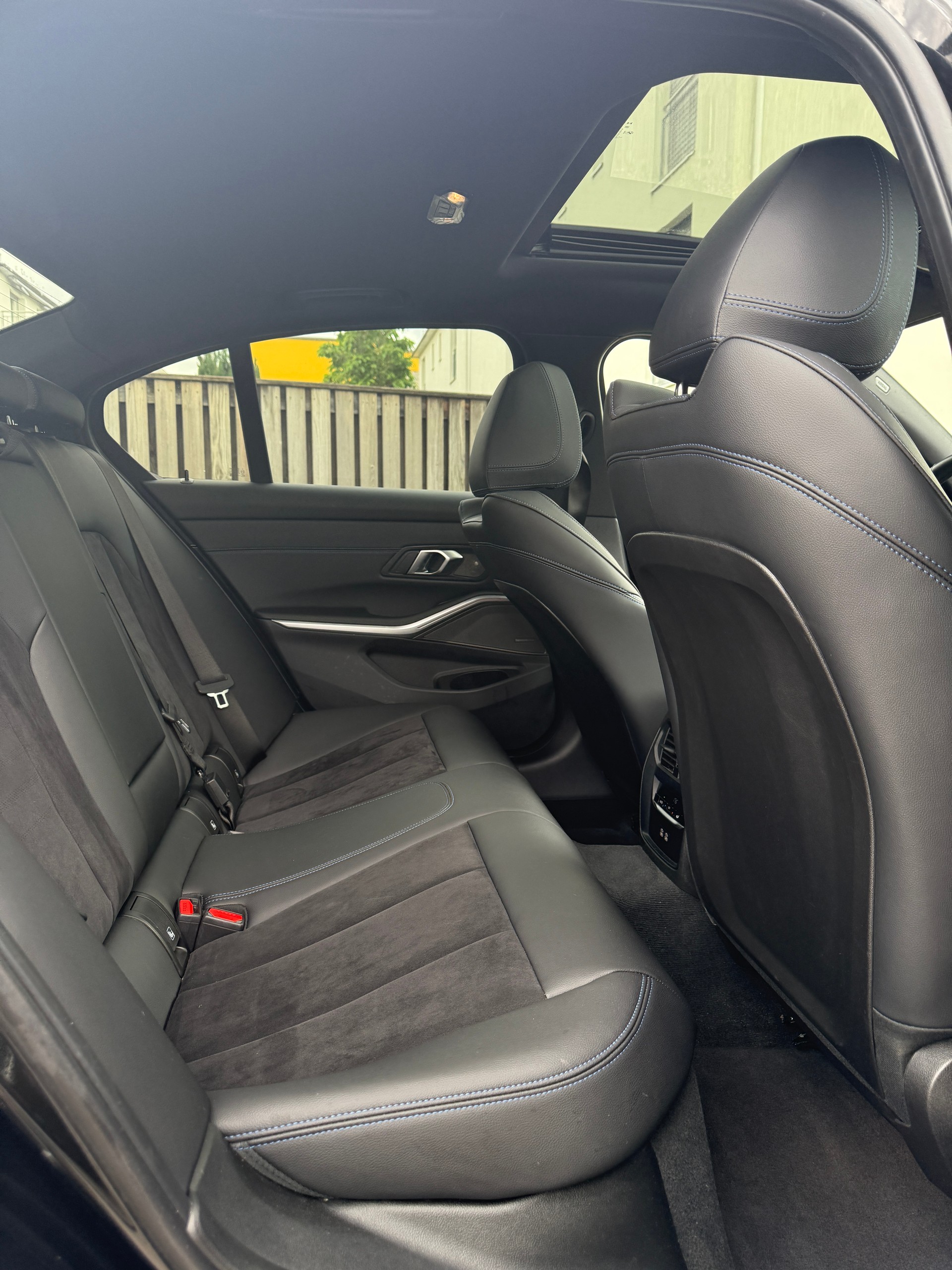 BMW M340d xDRIVE 48V STEPTRONIC M SPORT PRO*ALL BLACK*EL. GLASSCHIEBEDACH*-image-25