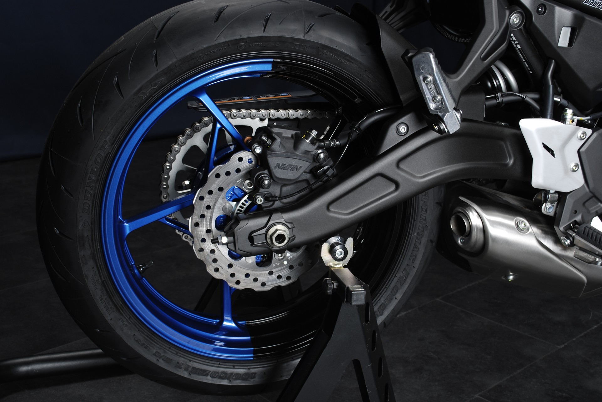 KAWASAKI Z 650 - Sonderumbau-showroom-element-1