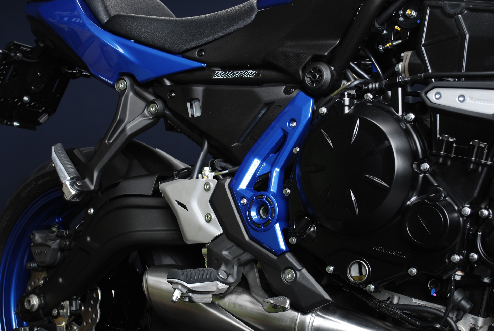KAWASAKI Z 650 - Sonderumbau-showroom-element-2