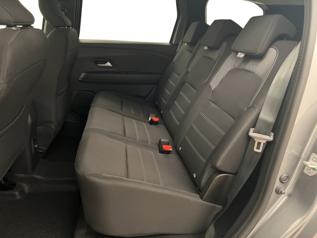 DACIA Jogger 1.6 Hybrid Expression 7 Plätze-image-5