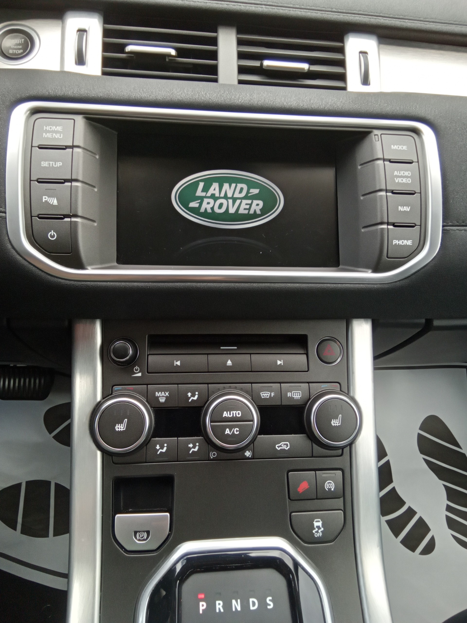 LAND ROVER Range Rover Evoque 2.2 SD4 Prestige AT9-image-13