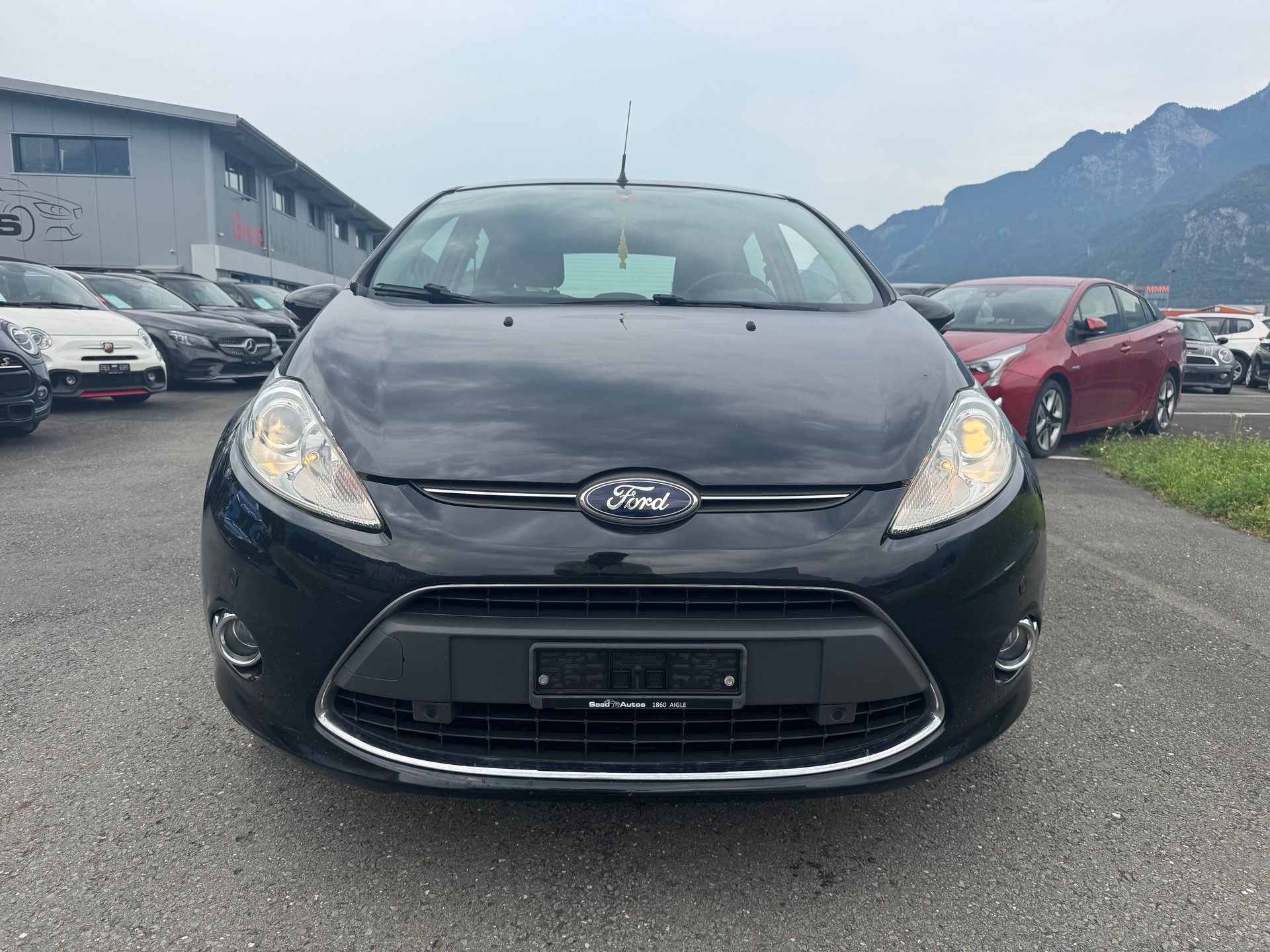 FORD Fiesta 1.4 16V Titanium-image-1