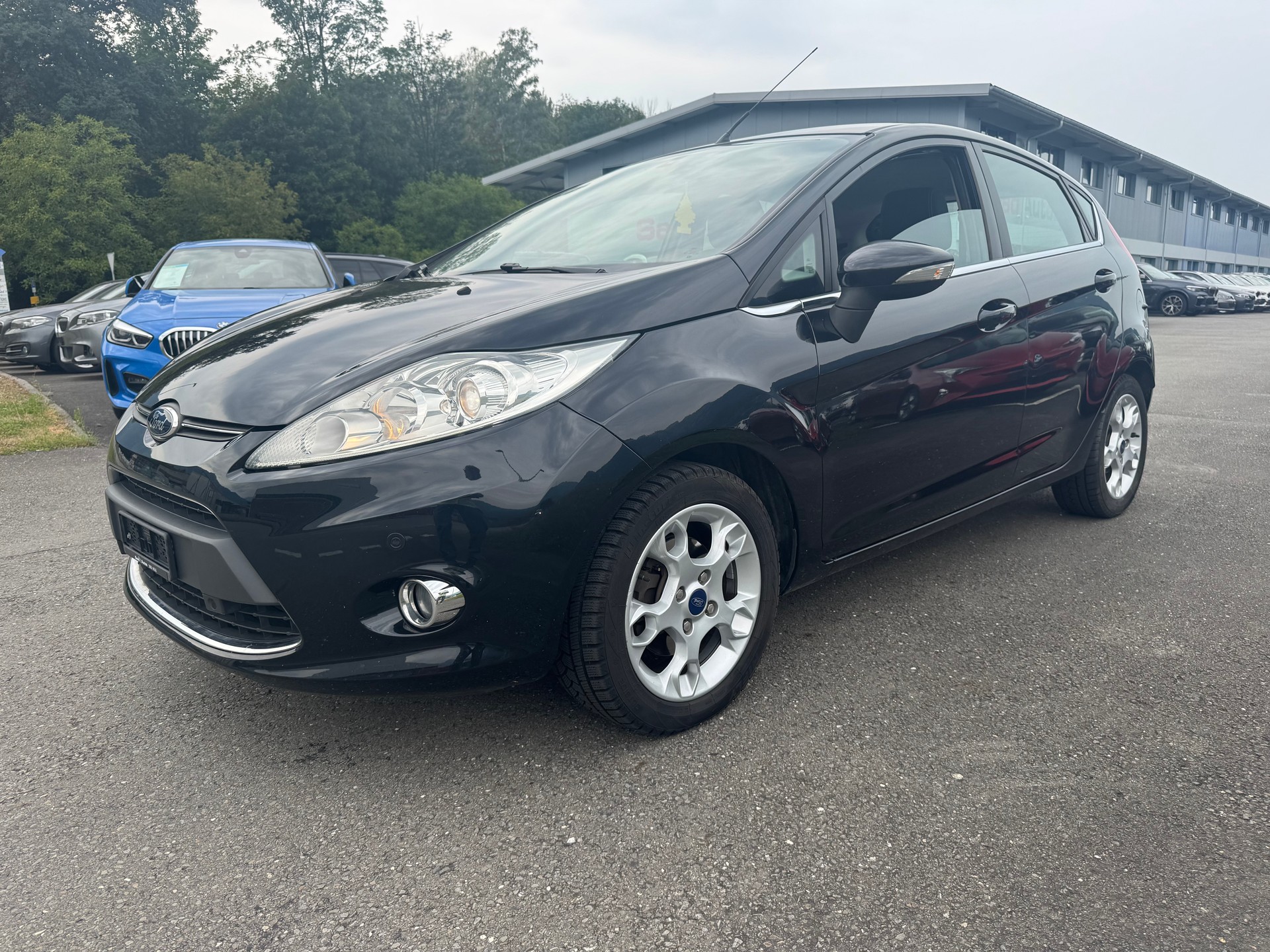FORD Fiesta 1.4 16V Titanium-image-0