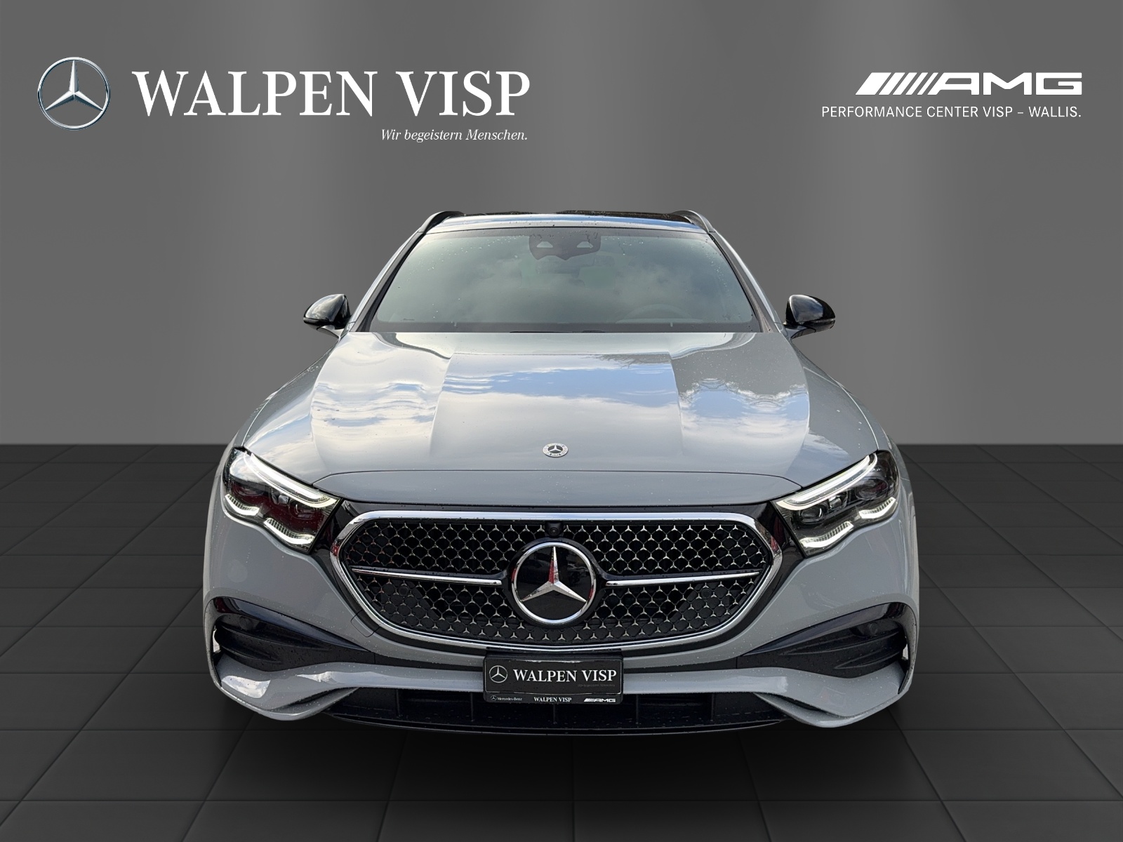 MERCEDES-BENZ E 300 de T 4Matic 9G-Tronic-showroom-element-1