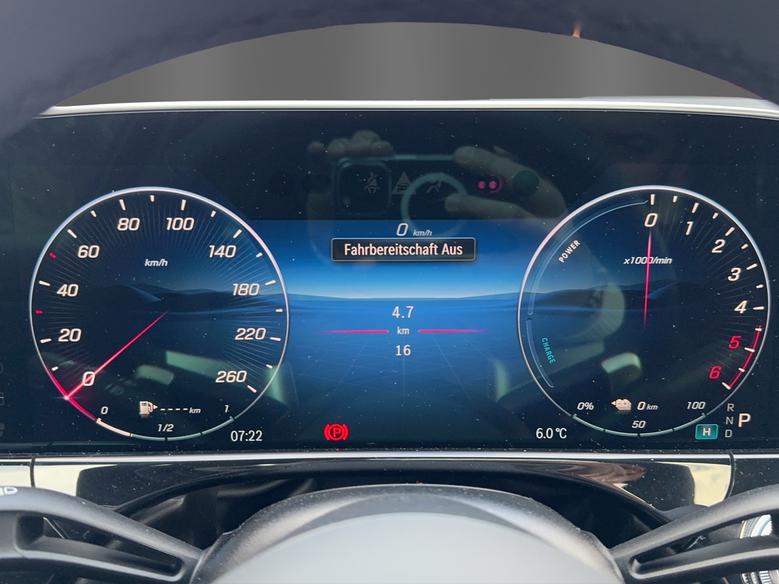 MERCEDES-BENZ E 300 de T 4Matic 9G-Tronic-image-10