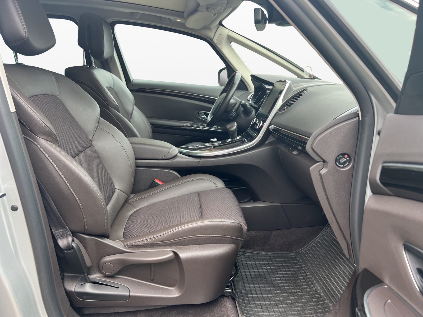 RENAULT Espace 1.6 dCi Intens EDC-image-14