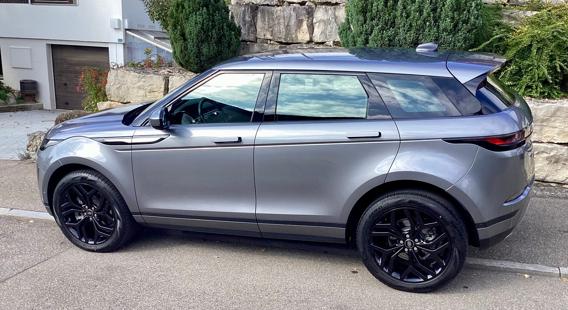 LAND ROVER Range Rover Evoque P 200 AWD-image-1