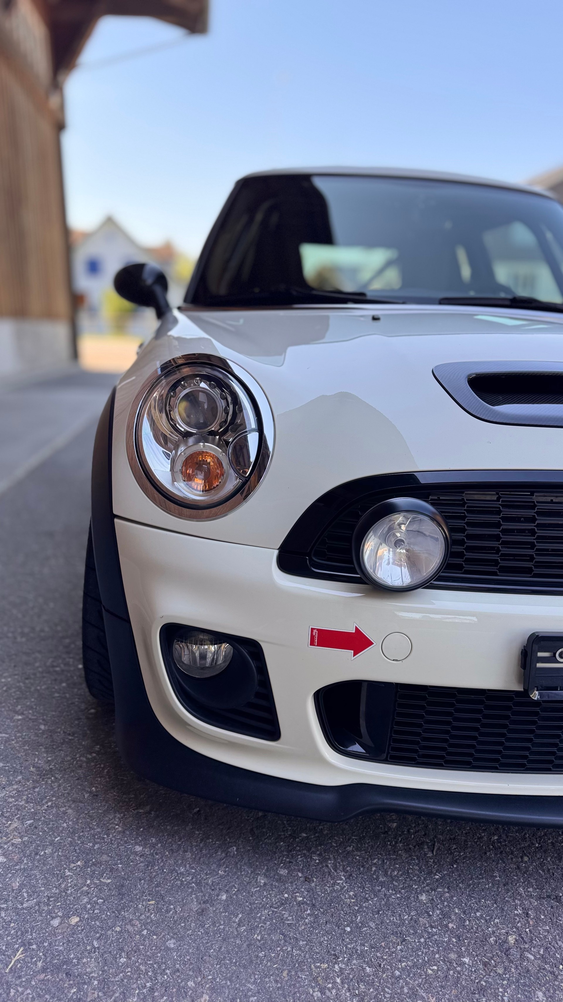 MINI Cooper John Cooper Works-image-1
