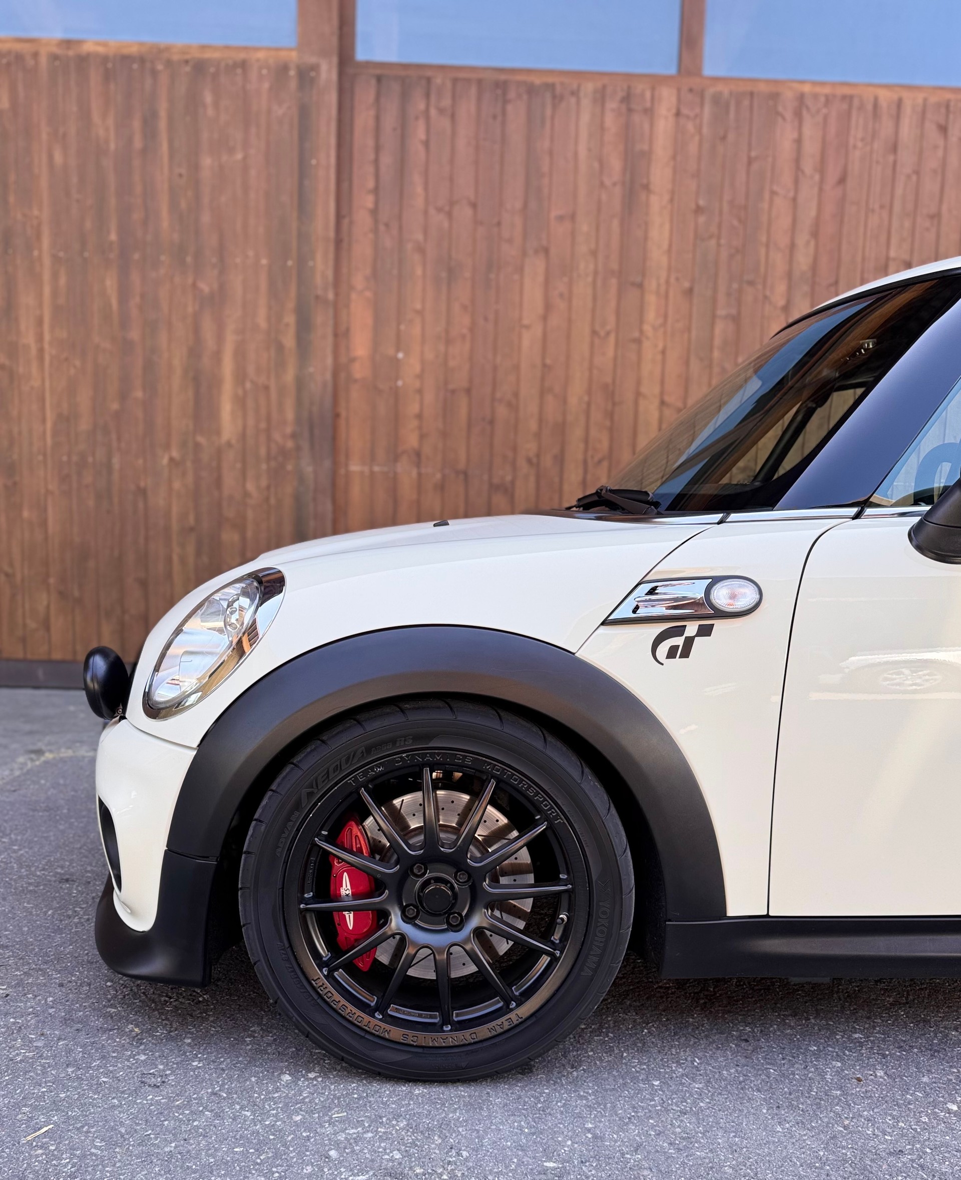 MINI Cooper John Cooper Works