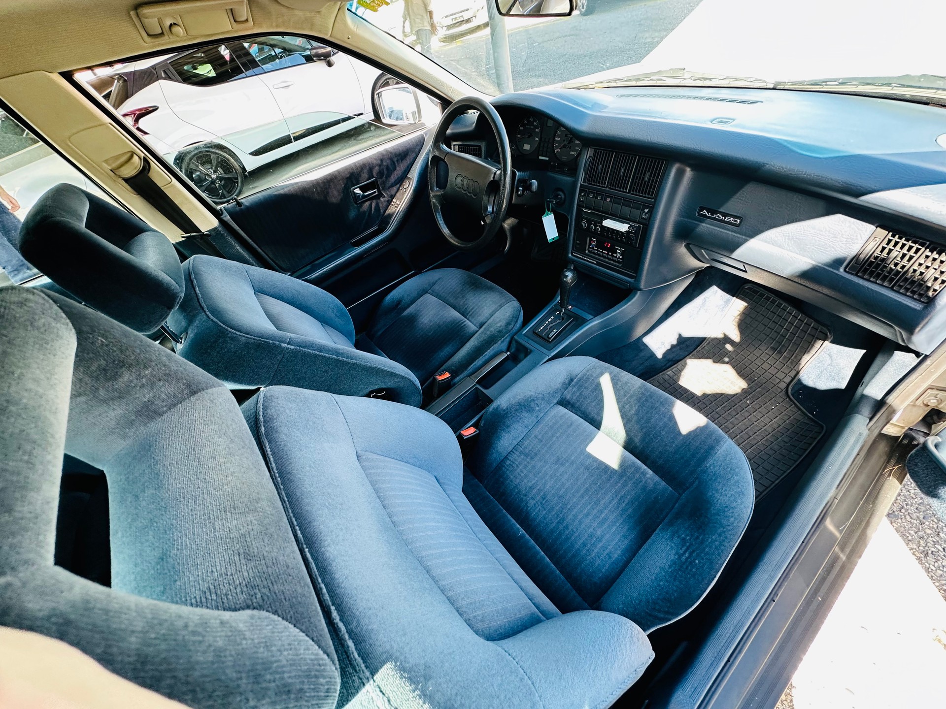 AUDI 90 2.3 E-image-11