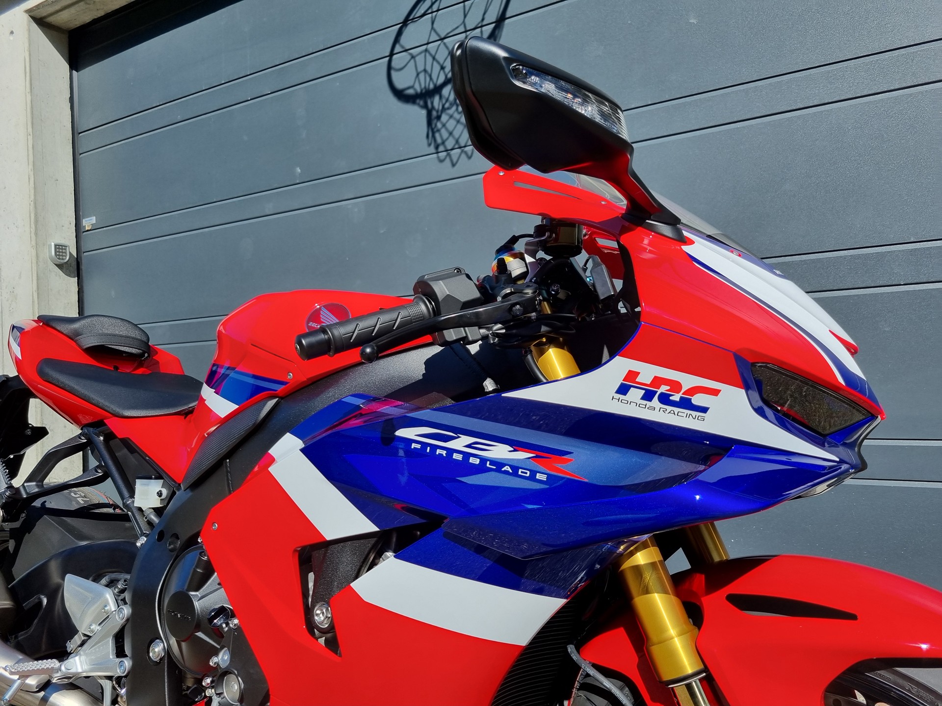 HONDA CBR 1000 RR-R Fireblade SP-image-9