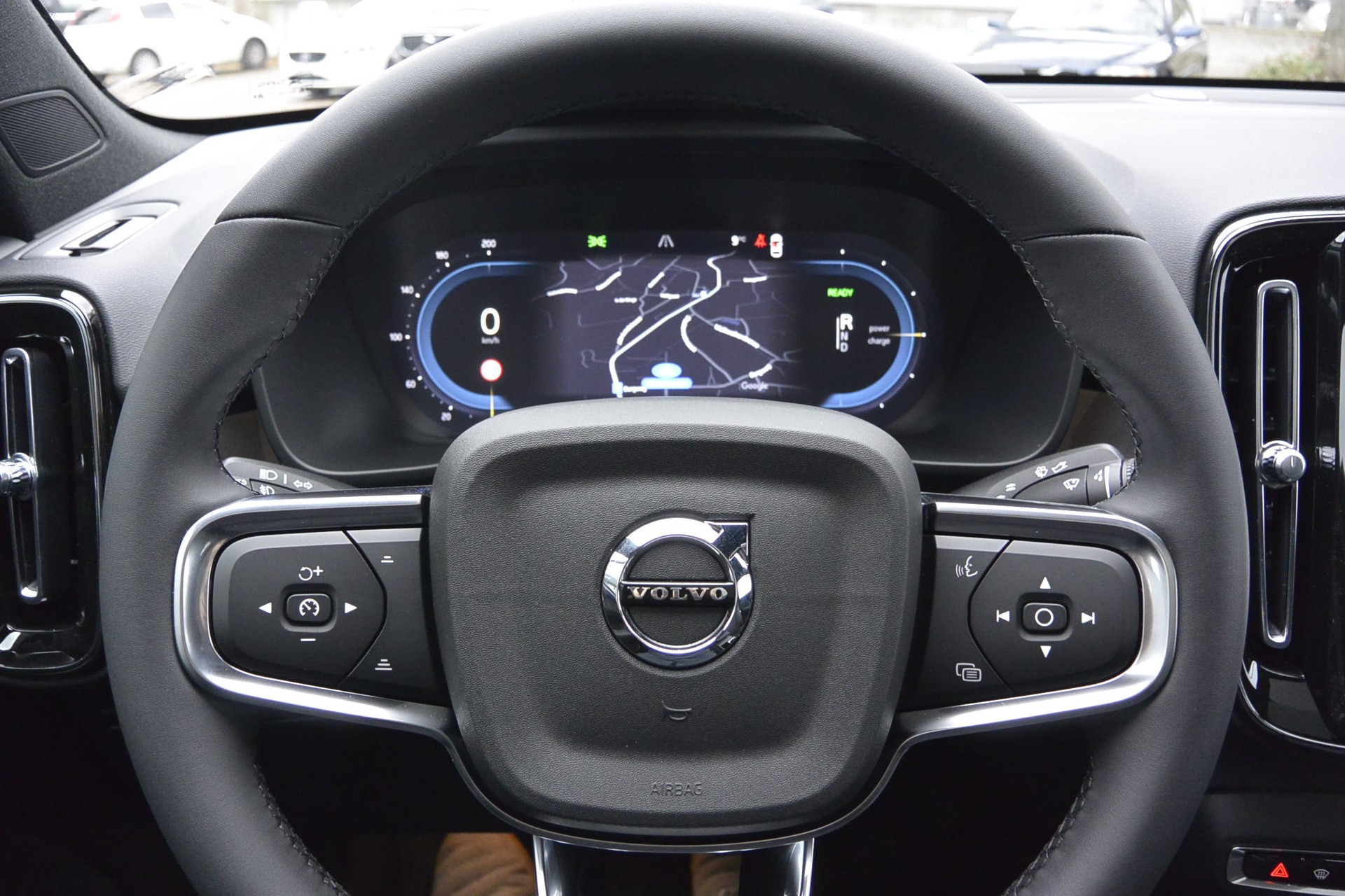 VOLVO C40 E80 Plus AWD-image-17