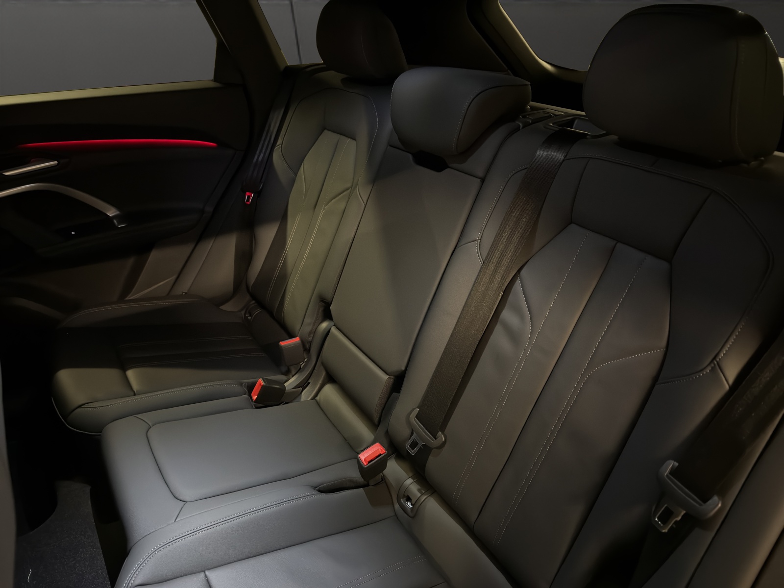 AUDI Q5 TFSI quatto 150 kW S-tronic-image-10