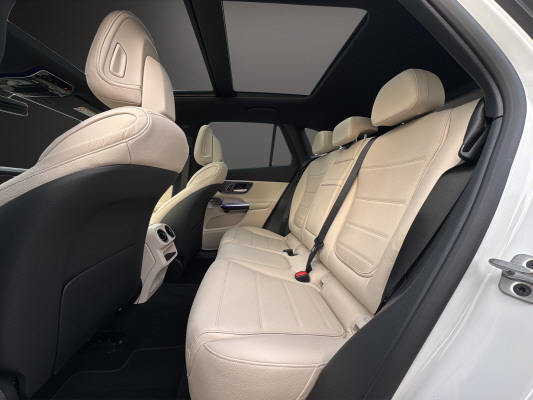 MERCEDES-BENZ GLC 400 e 4M 9G-Tronic-image-9