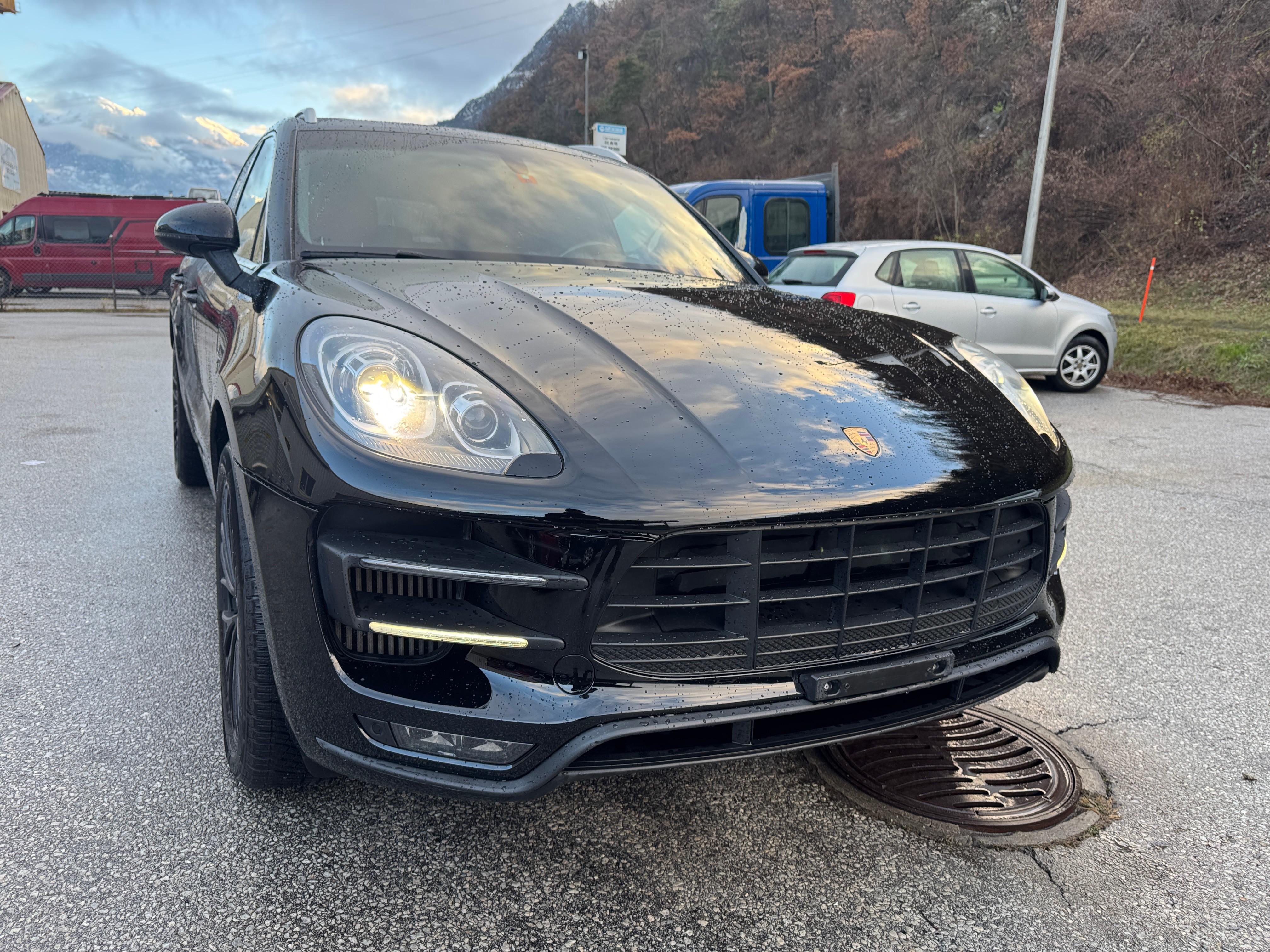 Car photo