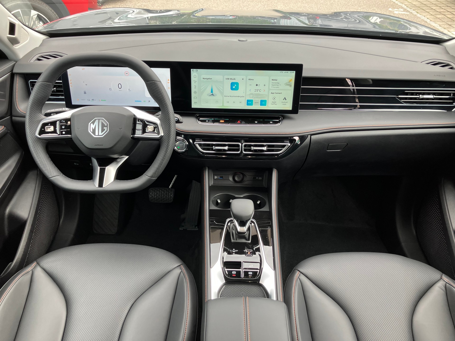 MG HS 1.5 T PHEV Luxury-image-7