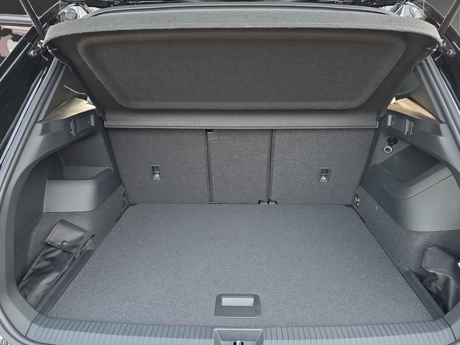VW Tiguan 2.0 TSI DSG R-Line 4Motion-image-9