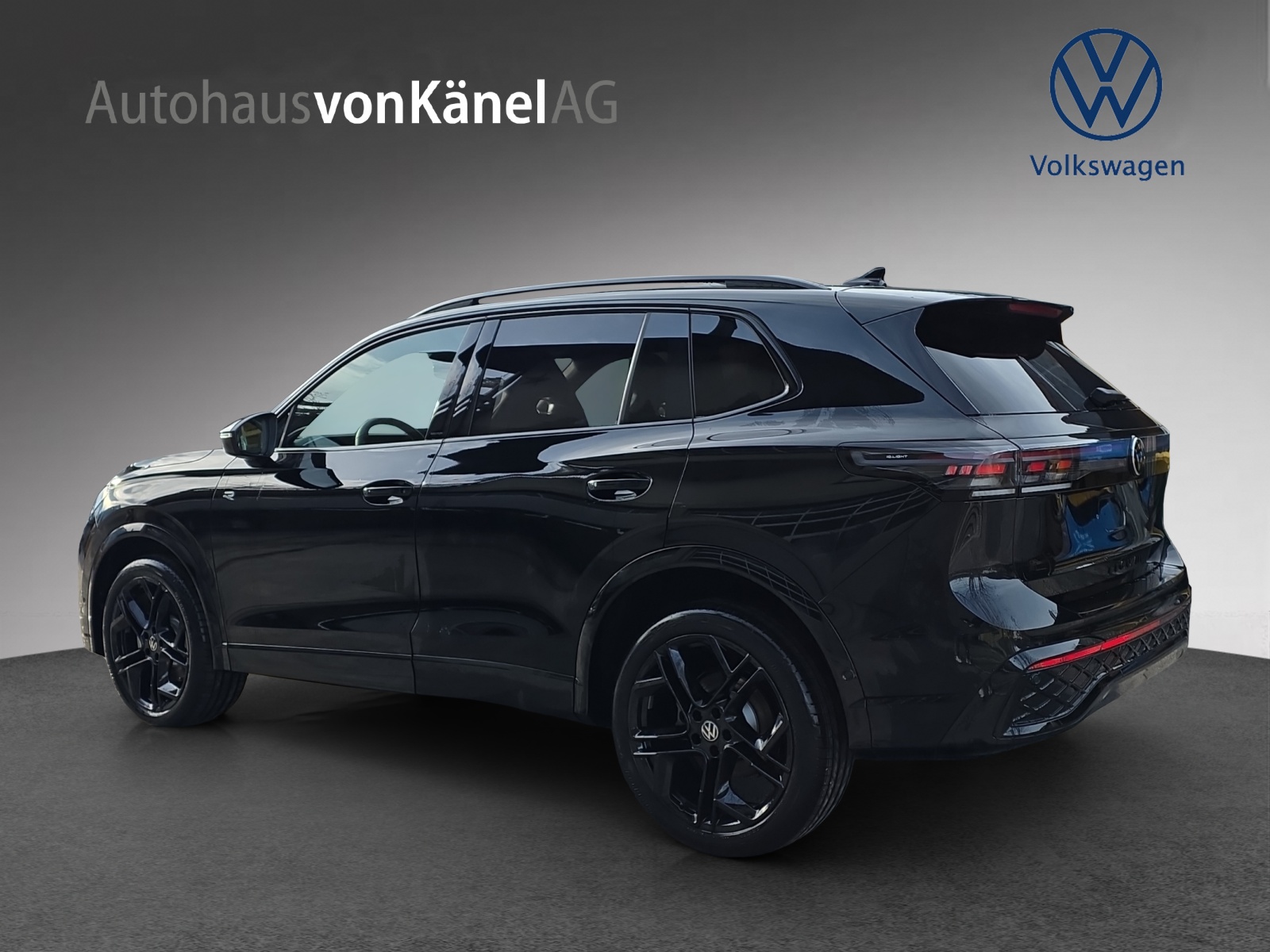 VW Tiguan 2.0 TSI DSG R-Line 4Motion-image-2