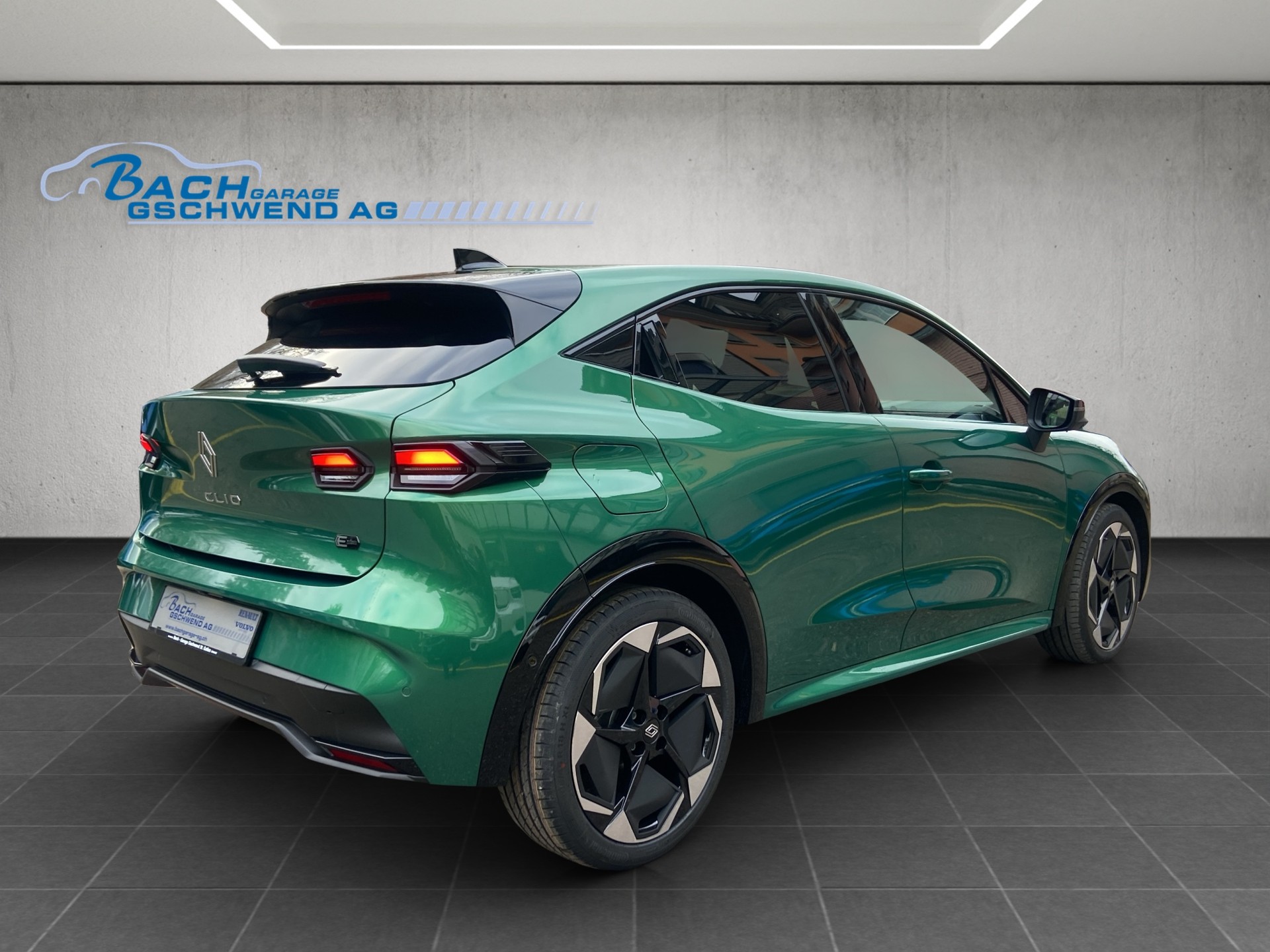 RENAULT Clio 1.8 E-Tech Techno-image-3