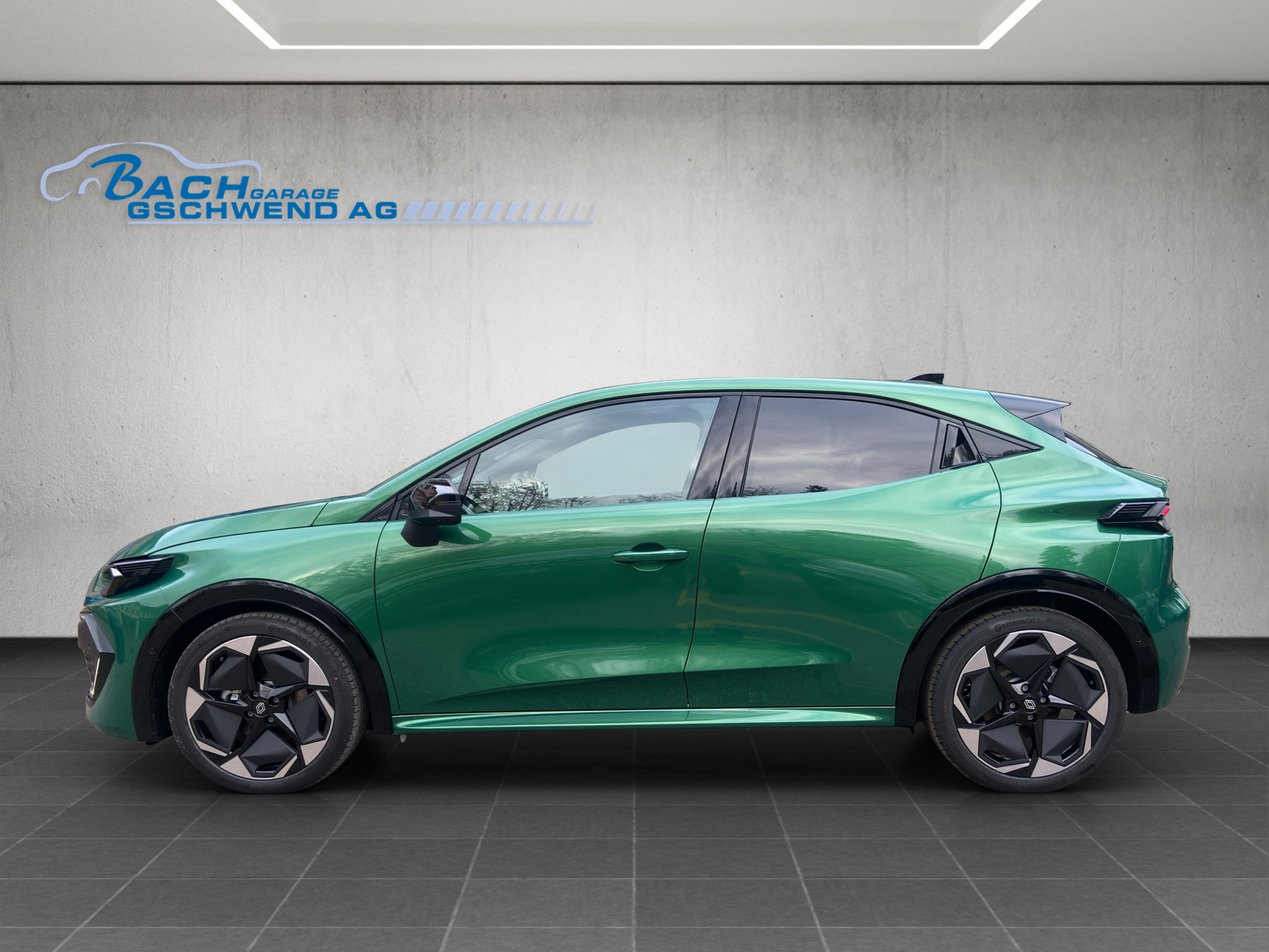 RENAULT Clio 1.8 E-Tech Techno-image-5