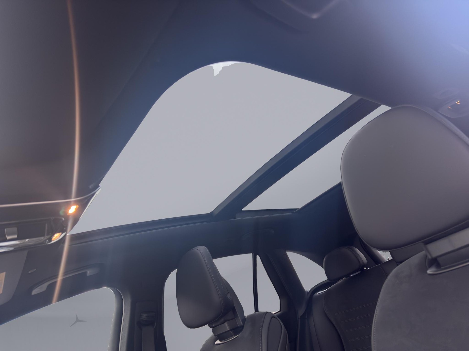 MERCEDES-BENZ GLC 300 Avantgarde 4matic-image-18