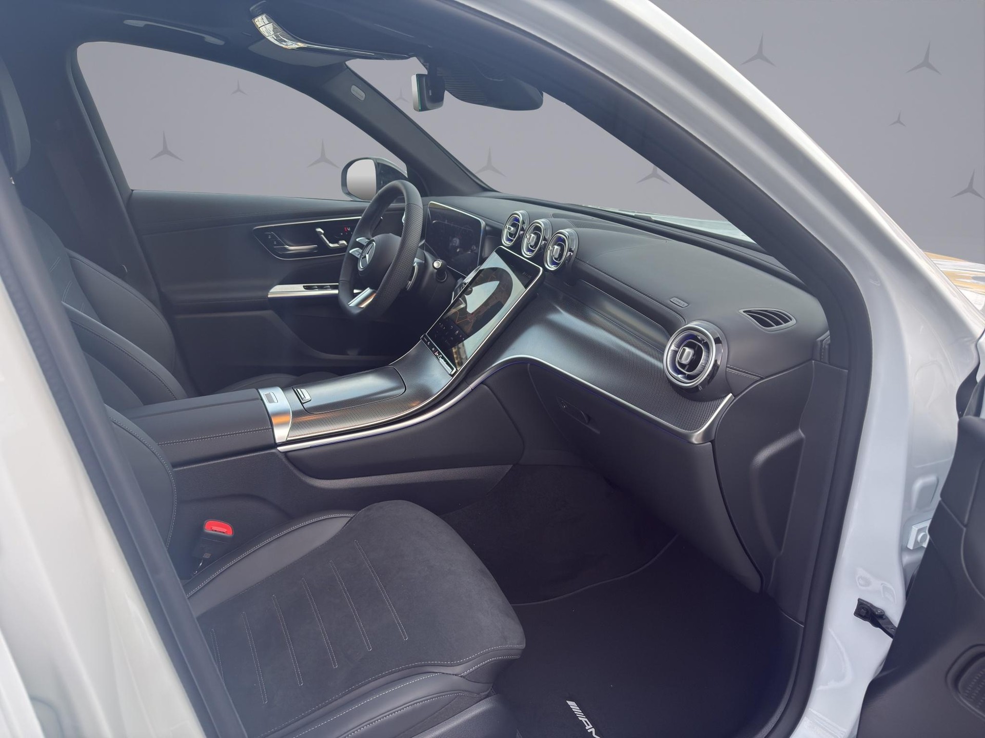 MERCEDES-BENZ GLC 300 Avantgarde 4matic-image-21