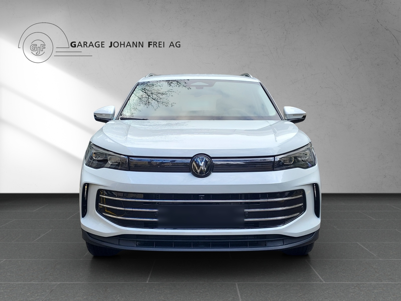 VW Tiguan Elegance 2.0TSI 204PS 4Motion DSG-image-6