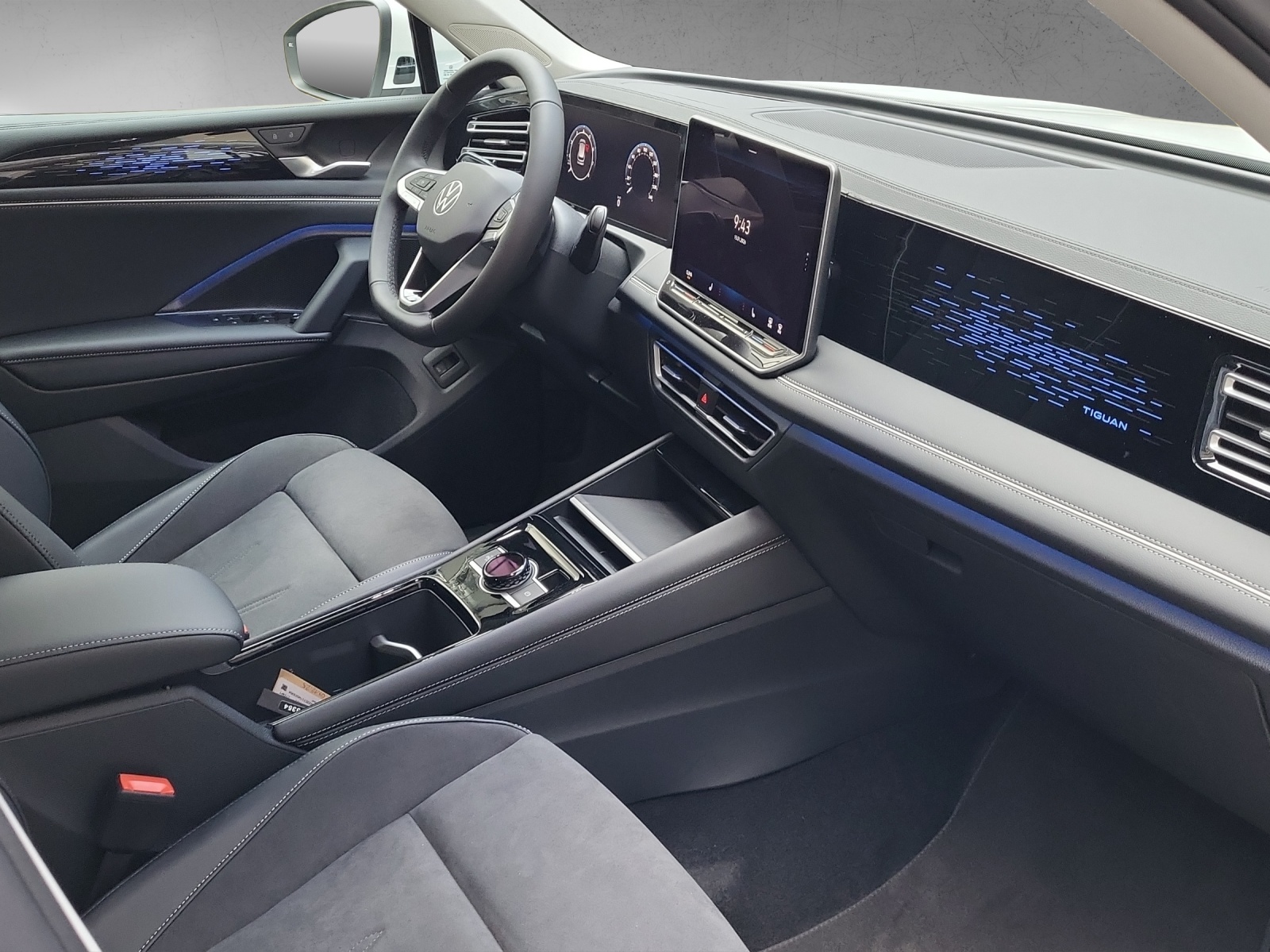 VW Tiguan Elegance 2.0TSI 204PS 4Motion DSG-image-9