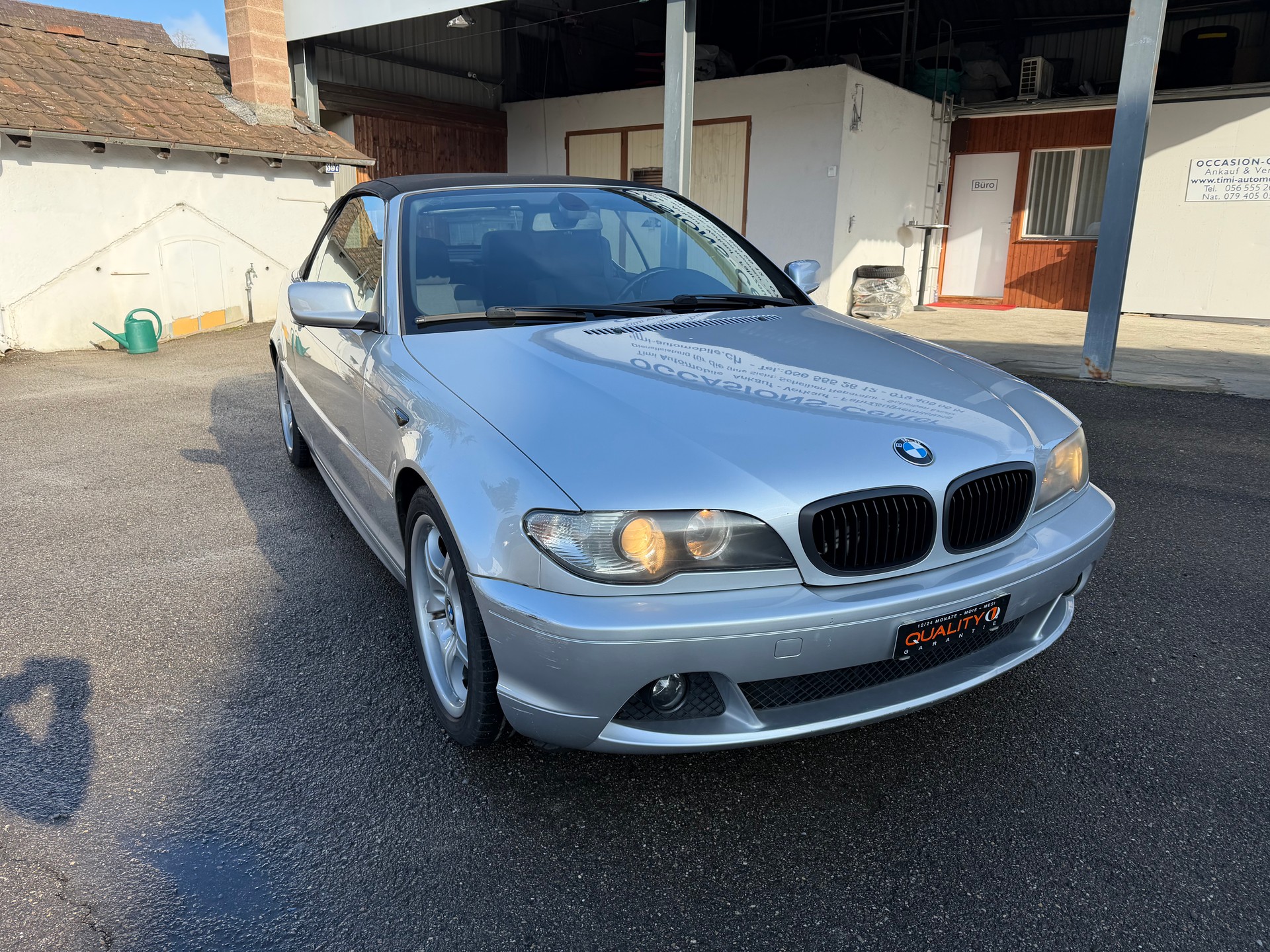 BMW 320Ci Cabriolet-image-3