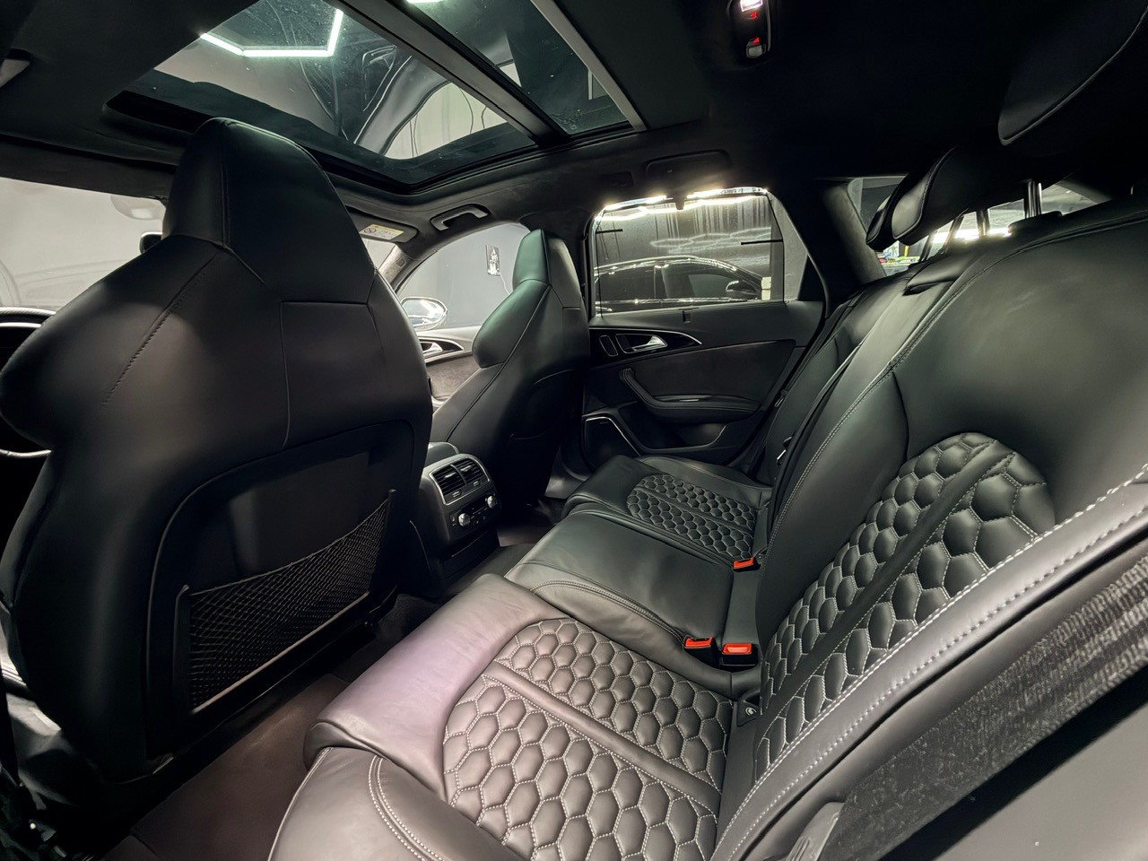 AUDI RS6 Avant 4.0 TFSI V8 p-image-13