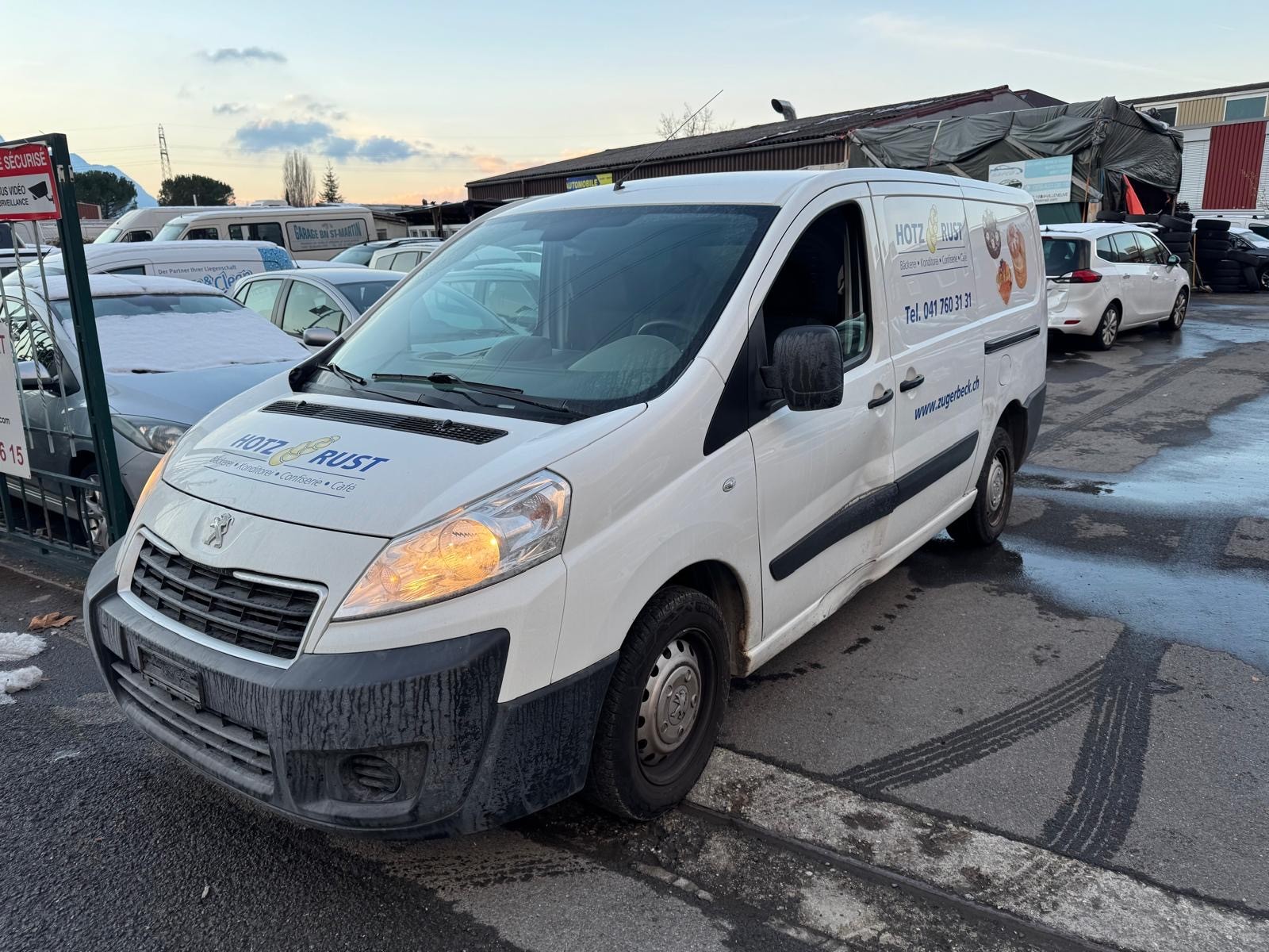 PEUGEOT Expert 1.6 HDi 227 L1H1-image-3