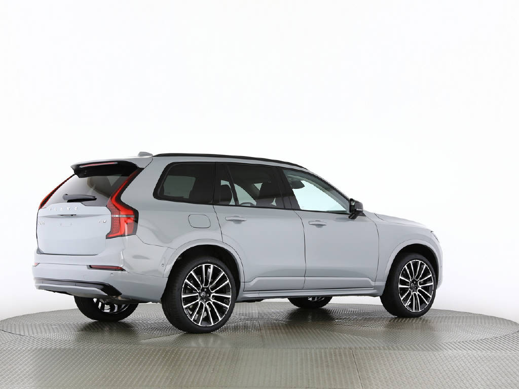 VOLVO XC90 2.0 T8 TE Plus Dark eAWD-image-13