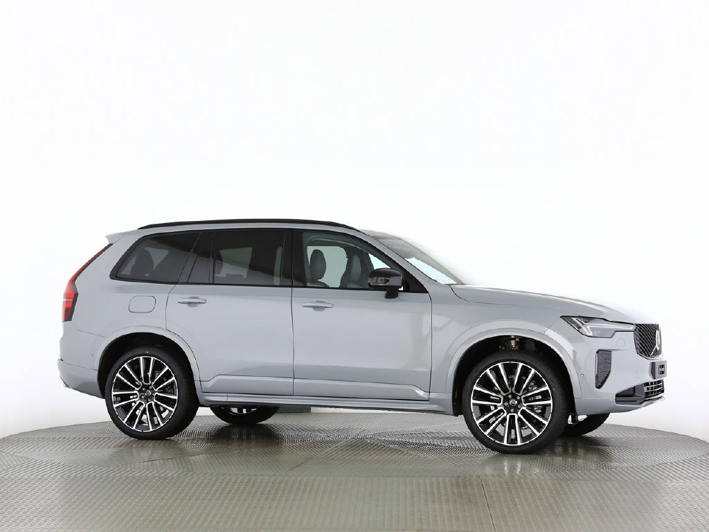 VOLVO XC90 2.0 T8 TE Plus Dark eAWD-image-17