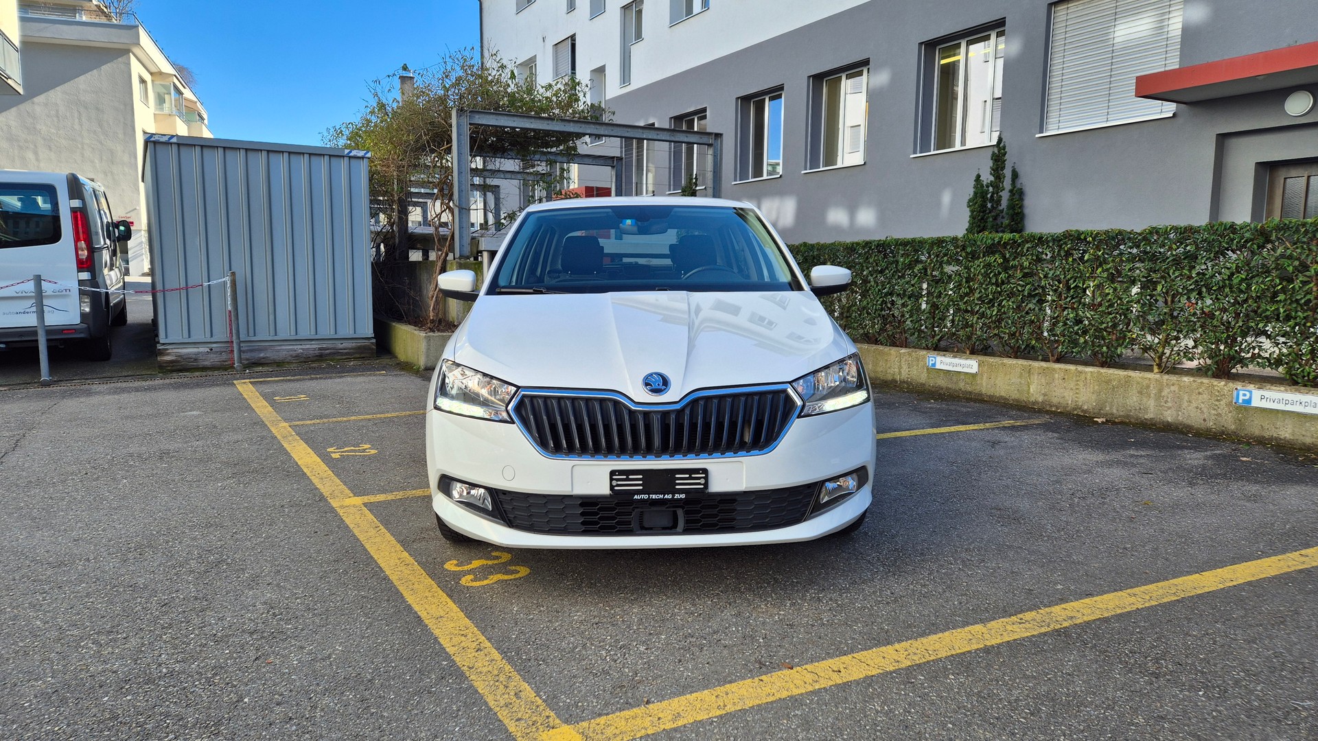 SKODA Fabia 1.0 TSI Ambition DSG-image-1