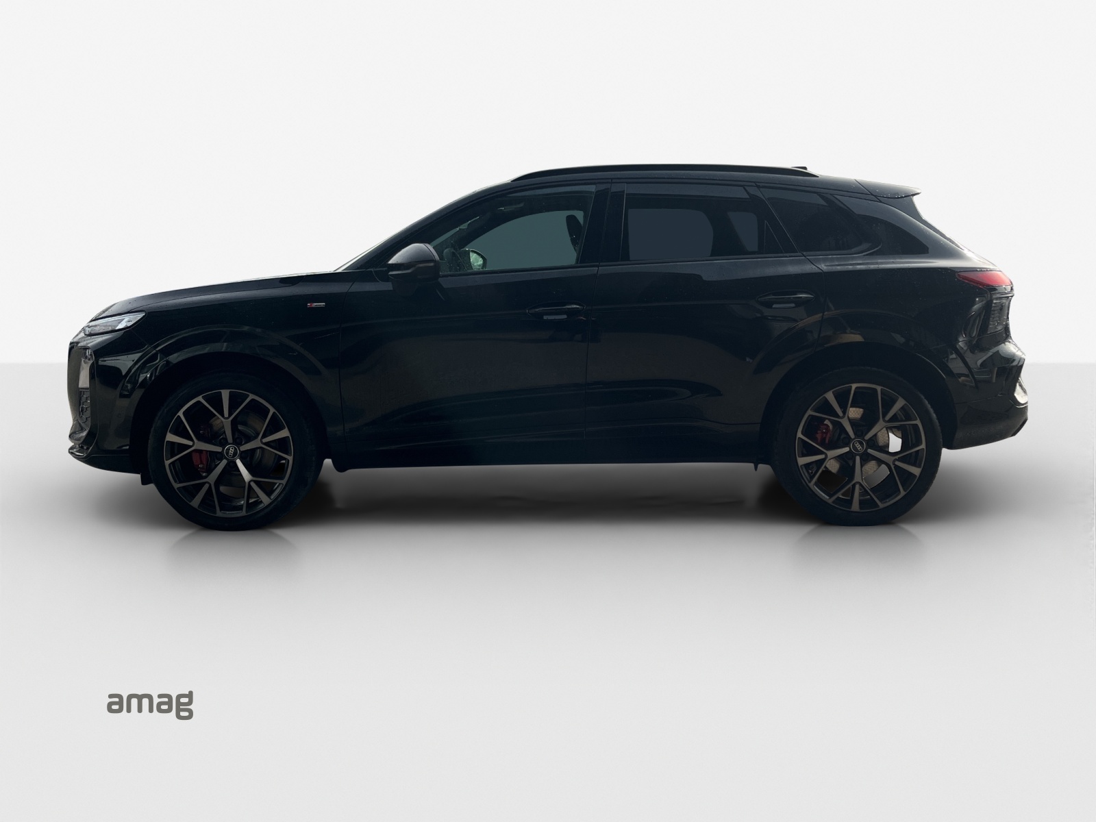 AUDI Q3 SUV TFSI quattro 195 kW S tronic-image-1