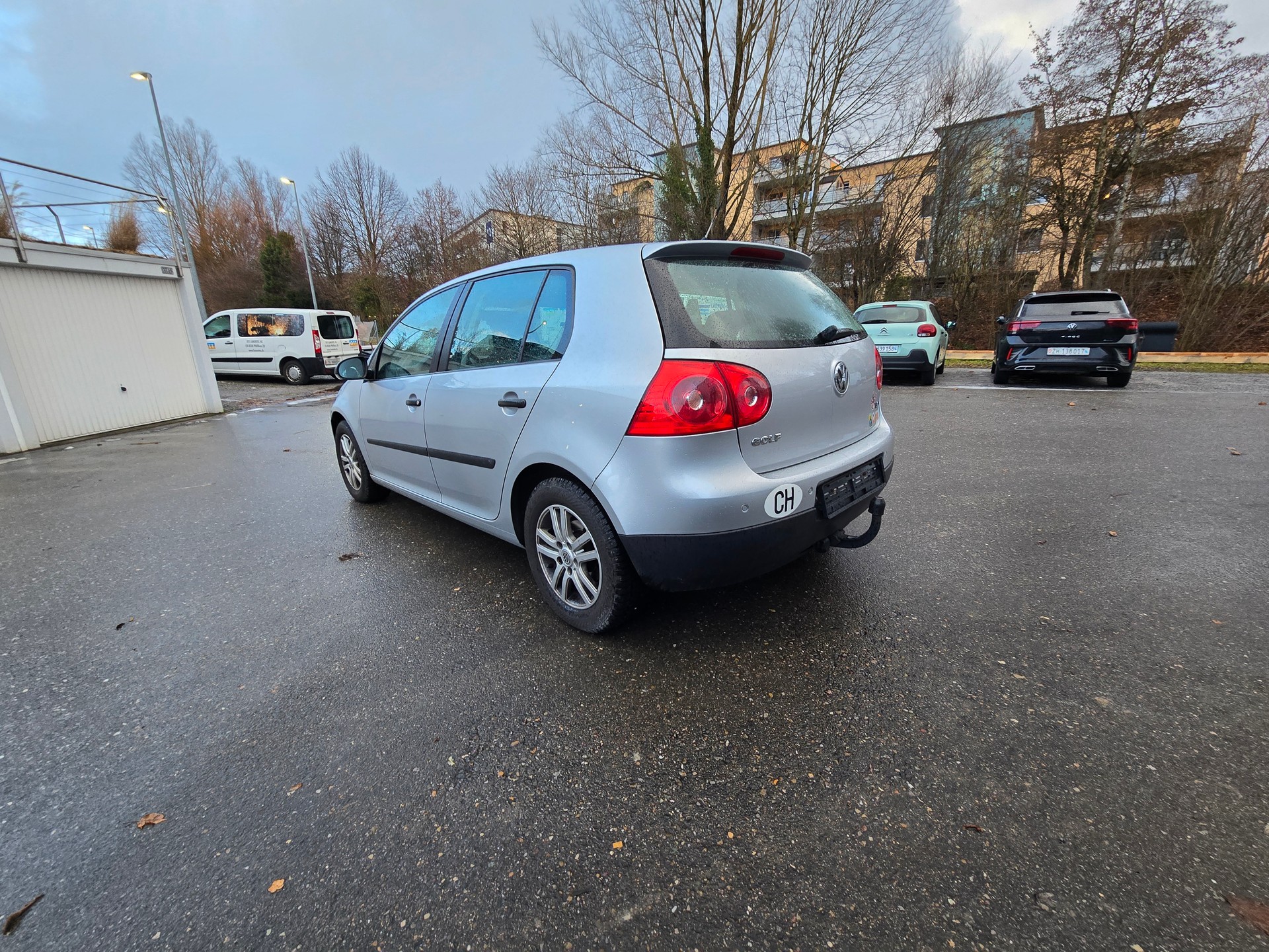 VW Golf 1.6 FSI Comfortline-image-5