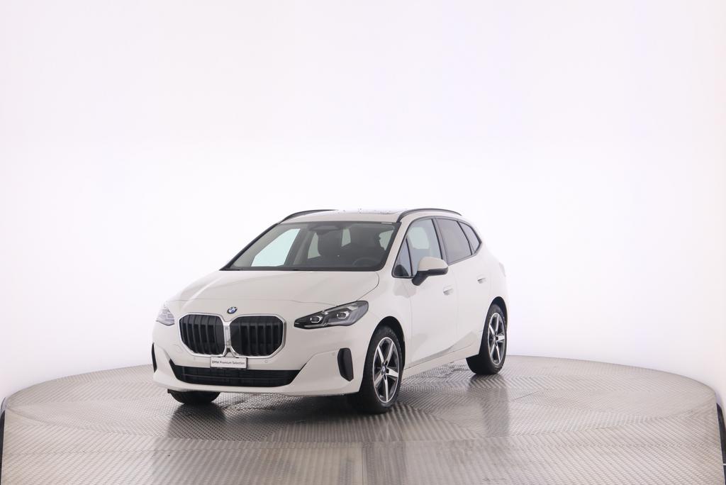 BMW 218d Active Tourer-image-0
