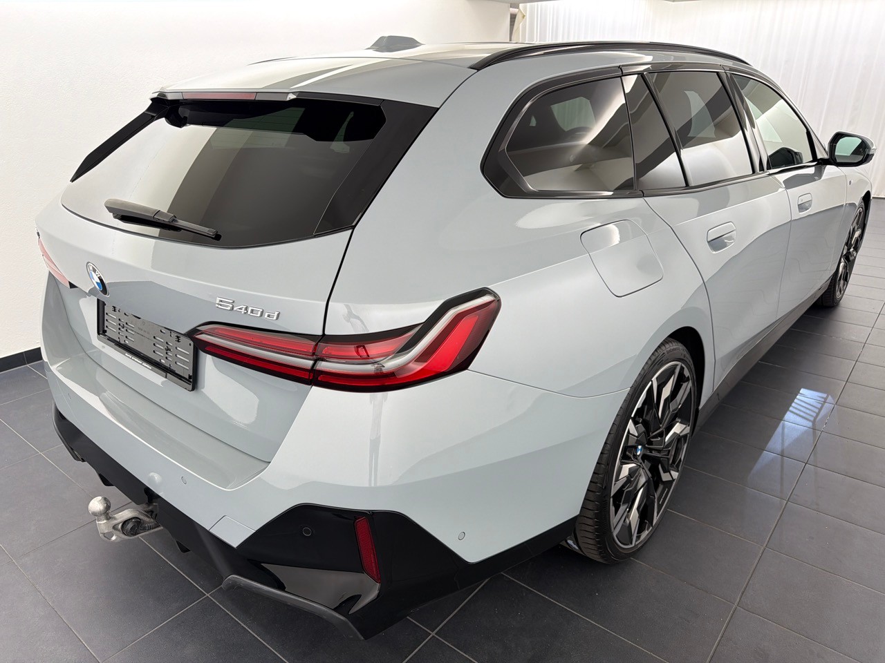 BMW 540d xDr 48V Tour M.S.Pro-image-2