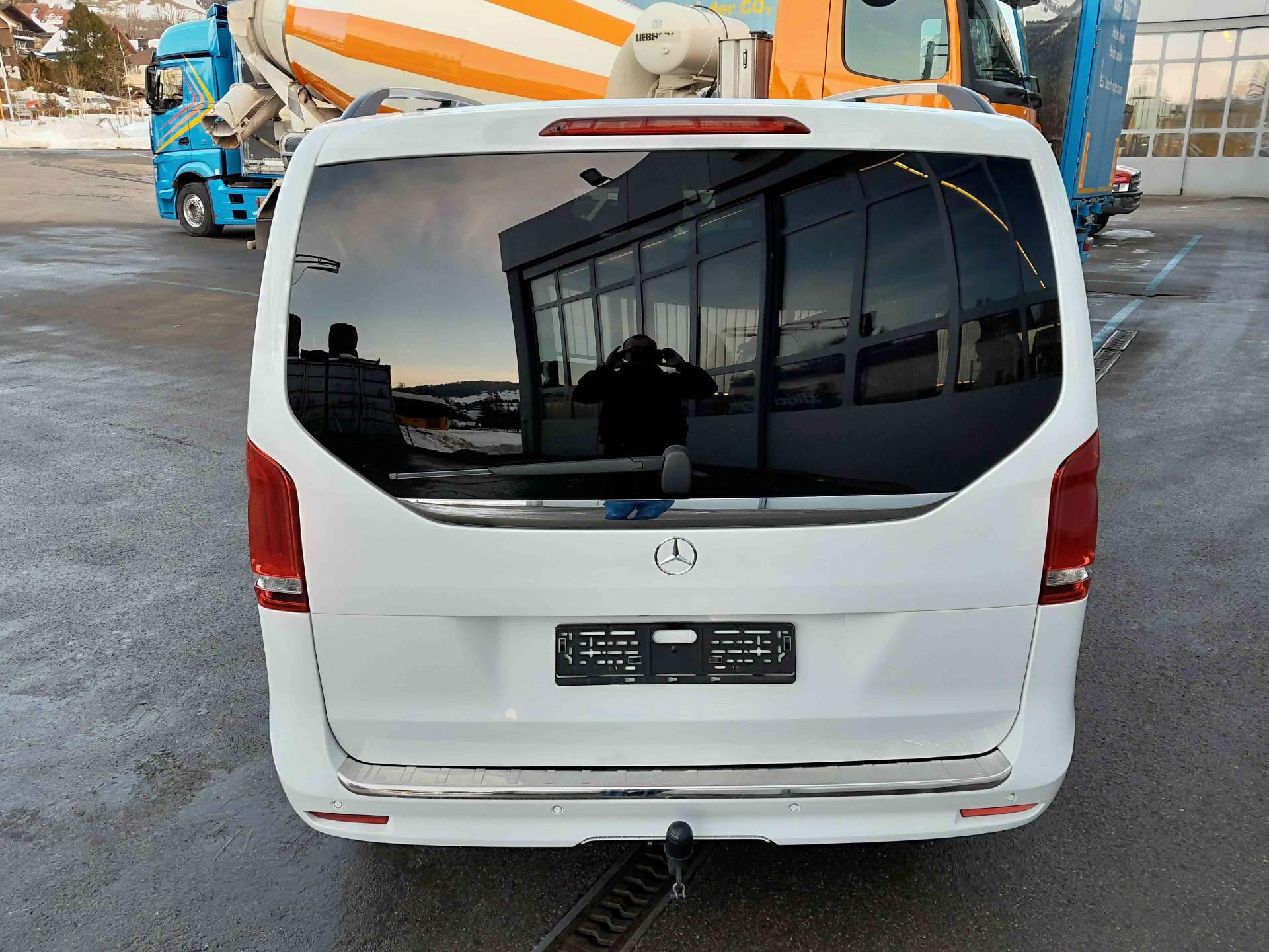 MERCEDES-BENZ V 300d Avantgarde L 4x4-showroom-element-3